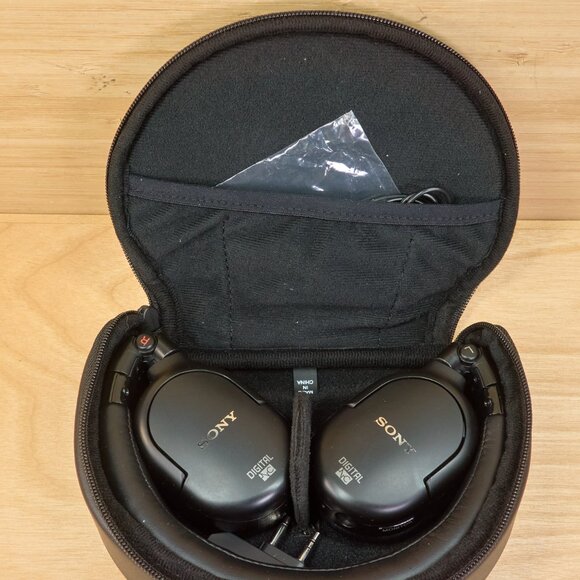 Sony MDR-NC200D Digital Noise-Canceling Headphones / Tested & Working - Picture 3 of 9